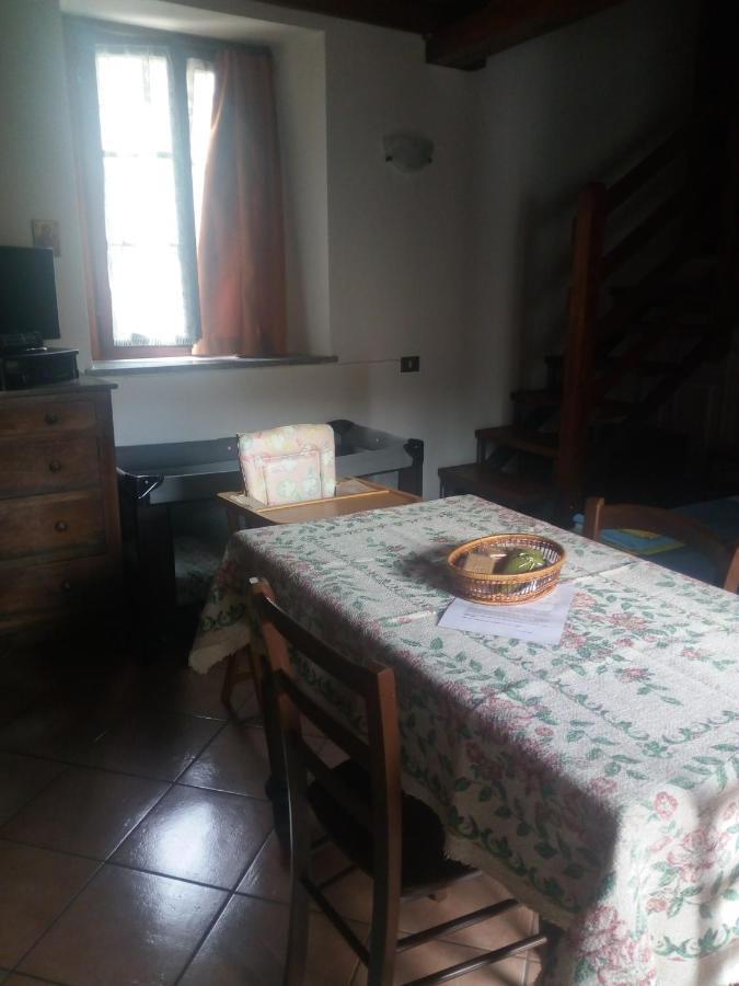 La Corte Del Pane Valbrona Exterior photo